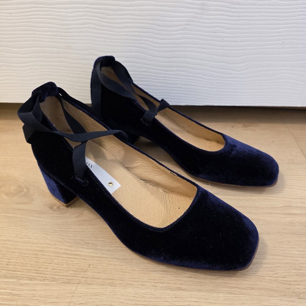 Matt Bernson Dark Blue Velvet Square‎ Toe Block Heels Lace Up Party Pumps Size 9